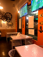 Seafood near Hollywood Palms Inns & Suites